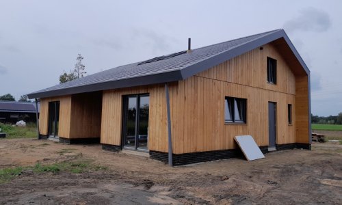 025.21.jansen-blokhuizen-houten-woning-houtbouw-4.jpg