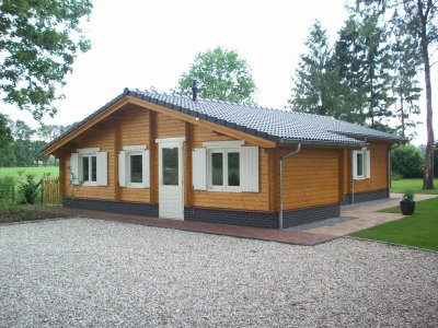 154.08.blokhuis-blokhut-houten_woning002.jpg