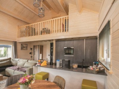 196.18.houten_recreatiewoning_blokhuis_064LIV.jpg