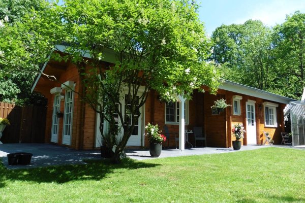 217.15.mantelzorgwoning-blokhuis-blokhut002.jpg